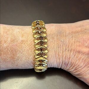 Gorgeous Crown Trifari Gold Tone Root Beer Rhinestone Bracelet